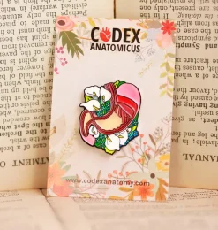 Estomac avec des fleurs - Pins
