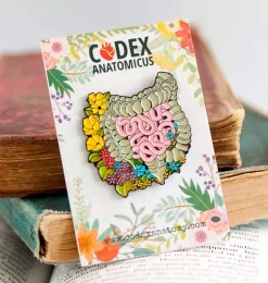 Estomac avec des fleurs - Pins
