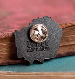 Oreille avec fleurs - Pins